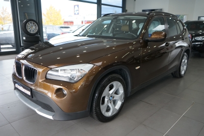 BMW X1 sDrive 20i+CAPLAY+NAVI+KAMERA+PDC