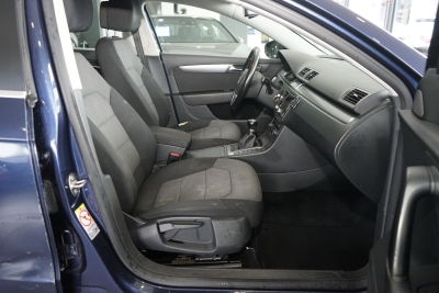 VW Passat 1,4 Comfortline BlueMotion+PDC+SITZHGEIZUNG+KLIMA