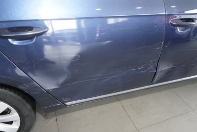 VW Passat 1,4 Comfortline BlueMotion+PDC+SITZHGEIZUNG+KLIMA