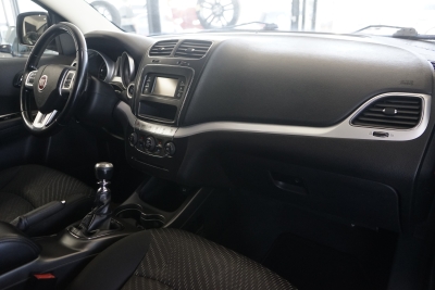 Fiat Freemont Urban 7-SITZ+SCHIEBEDACH+TEMPOMAT+KLIMA