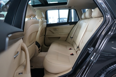 BMW 520d HEAD UP+NAVI+PDC+KLIMA+PANO+TEMPOMAT+