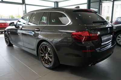 BMW 520d HEAD UP+NAVI+PDC+KLIMA+PANO+TEMPOMAT+
