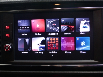 Seat Leon FR DSG+Navi+Shzg+PDC+Carplay+Teilleder+1.Hd
