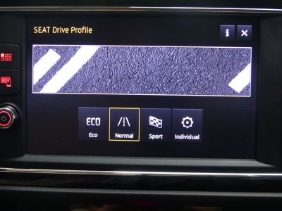 Seat Leon FR DSG+Navi+Shzg+PDC+Carplay+Teilleder+1.Hd