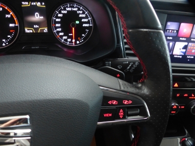 Seat Leon FR DSG+Navi+Shzg+PDC+Carplay+Teilleder+1.Hd