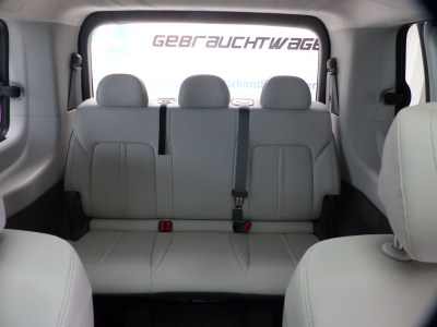 Hyundai STARIA 1.6 T-GDi HEV 7Sitz+Leder+ACC+360Cam+Pano