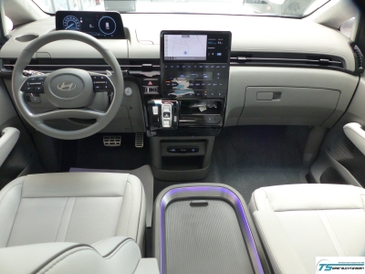Hyundai STARIA 1.6 T-GDi HEV 7Sitz+Leder+ACC+360Cam+Pano