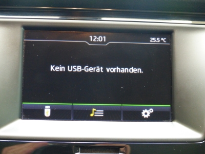 Skoda Fabia Style Klima+Shzg+PDC+BT+TÜV&Inspektion neu