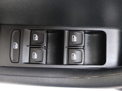 Skoda Fabia Style Klima+Shzg+PDC+BT+TÜV&Inspektion neu