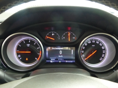 Opel Insignia Grand Sport Innovation 4x4 LED+Bose+PDC