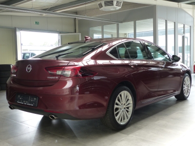 Opel Insignia Grand Sport Innovation 4x4 LED+Bose+PDC