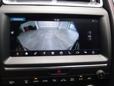 Jaguar E-Pace Chequered Flag AWD Black Pack+Panod+ACC 