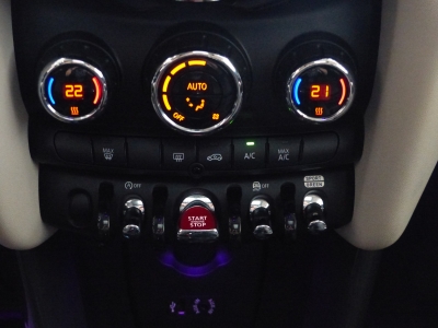 MINI Cooper Chili LED+Glas-SHD+Klimaautom.+PDC+Shzg