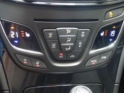 Opel Insignia Innovation Navi+BiXenon+Lhzg+Cam+Alu18