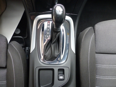Opel Insignia Innovation Navi+BiXenon+Lhzg+Cam+Alu18