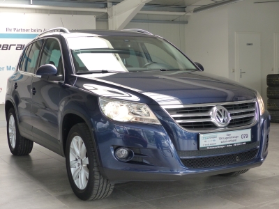 VW Tiguan Team 4Motion AHK+PDC+Kamera+BT+Shzg+Tempo