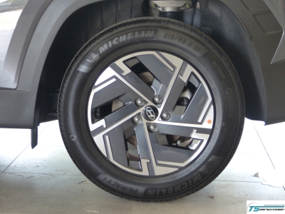 Hyundai TUCSON 1.6 2WD Navi+Shzg+Lhzg+SmartKey+Cam+Alu17