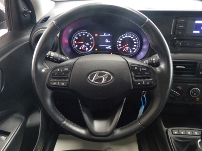 Hyundai i10 Select Klima+Shzg+beh.Lkrd+PDC+BT+Spur+Allw.
