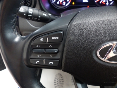 Hyundai i10 Select Klima+Shzg+beh.Lkrd+PDC+BT+Spur+Allw.