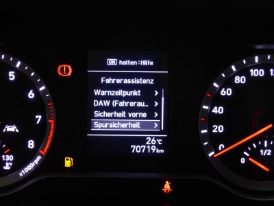 Hyundai i10 Select Klima+Shzg+beh.Lkrd+PDC+BT+Spur+Allw.