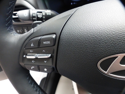 Hyundai i30 Kombi 1.0 T-GDI ACC+Lhzg+Shzg+Navi+Totw+Alu16