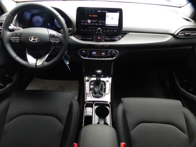 Hyundai i30 Kombi 1.0 T-GDI ACC+Lhzg+Shzg+Navi+Totw+Alu16