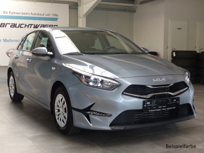 Kia Cee'd 1.5 T-GDI AT Navi+Lhzg+Shzg+Cam+AppConnect