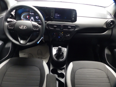 Hyundai i10 1.0 Navi+Shzg+Lhzg+Alu15+Tempomat+Cam+PDC
