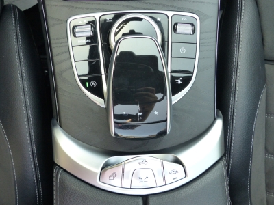 Mercedes-Benz C 250 AMG LED+AHK+Leder+ACC+AIRSCARF+AIRCAP+Navi