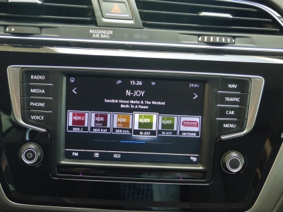 VW Touran Trendline 7-Sitzer+AHK+Navi+PDC+3xKlima