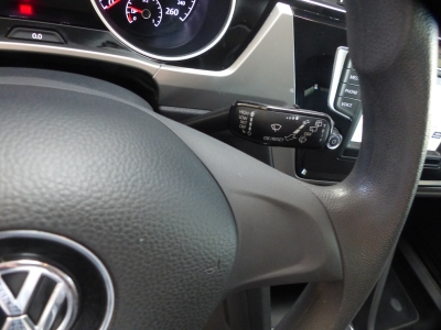 VW Touran Trendline 7-Sitzer+AHK+Navi+PDC+3xKlima