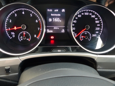 VW Touran Trendline 7-Sitzer+AHK+Navi+PDC+3xKlima