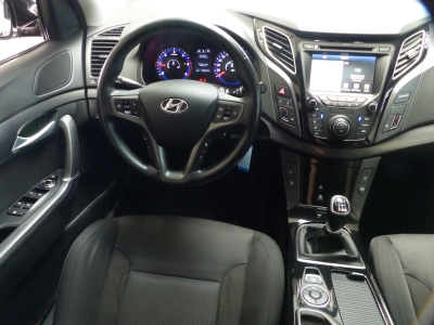Hyundai i40 blue Trend Navi+PDC+Shzg+Kamera+erst 60tkm
