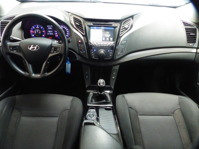 Hyundai i40 blue Trend Navi+PDC+Shzg+Kamera+erst 60tkm