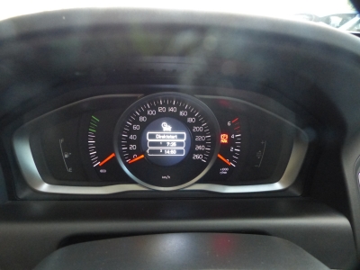 Volvo XC60 Momentum AWD AHK+Standh+Totw+Kamera+Lkrdhzg
