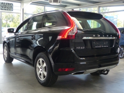 Volvo XC60 Momentum AWD AHK+Standh+Totw+Kamera+Lkrdhzg