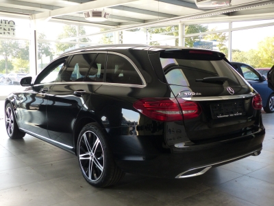 Mercedes-Benz C 300 de T Avantgarde LED+Kamera+el.Heckkl+Totw.
