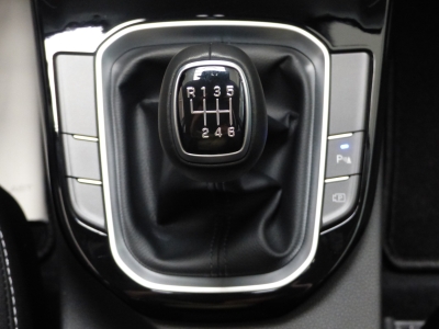 Hyundai i30 Kombi 1,5 GDI 6MT Navi+PDC v&h+RFK+LED+ALU