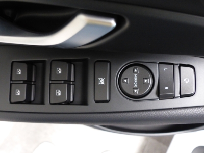 Hyundai i30 Kombi 1,5 GDI 6MT Navi+PDC v&h+RFK+LED+ALU