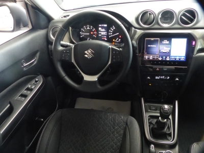 Suzuki Vitara Comfort+ 4x4 T.Leder+Shzg+ACC+Cam+Keyless