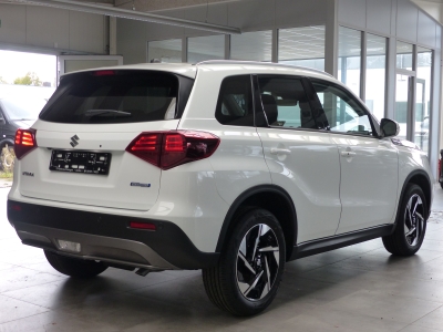 Suzuki Vitara Comfort+ 4x4 T.Leder+Shzg+ACC+Cam+Keyless