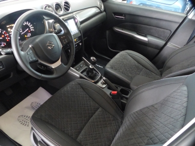 Suzuki Vitara Comfort+ 4x4 T.Leder+Shzg+ACC+Cam+Keyless