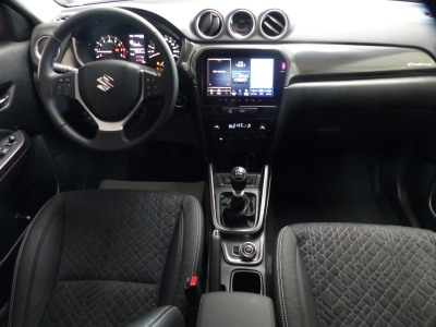 Suzuki Vitara Comfort+ 4x4 T.Leder+Shzg+ACC+Cam+Keyless