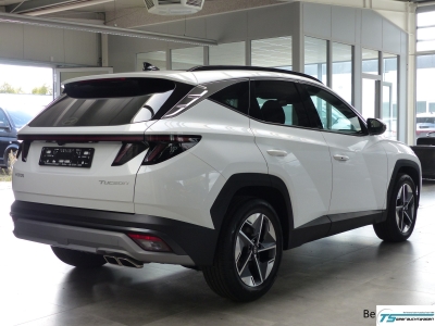 Hyundai TUCSON 1,6 T-GDi 2WD 48V DCT Pano+ACC+Navi+LED