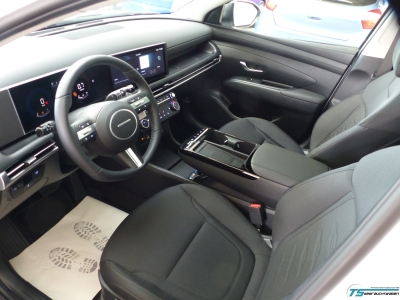 Hyundai TUCSON 1,6 T-GDi 2WD 48V DCT Pano+ACC+Navi+LED