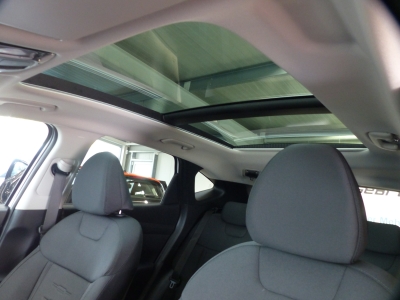 Hyundai TUCSON 1,6 T-GDi 2WD 48V DCT Pano+ACC+Navi+LED