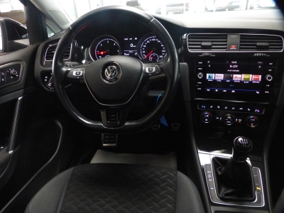 VW Golf Join AHK+Navi+Kamera+LED+Totw.+Shzg+DAB+PDC
