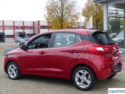 Hyundai i10 Trend Automatik+Carpl+Shzg+beh.Lkrd+Spur+PDC