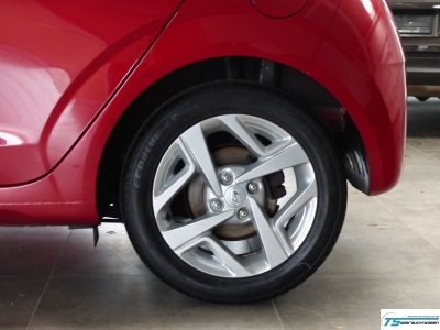 Hyundai i10 Trend Automatik+Carpl+Shzg+beh.Lkrd+Spur+PDC