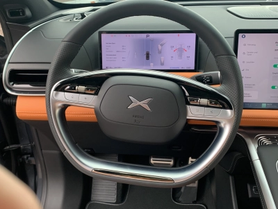 Xpeng G9